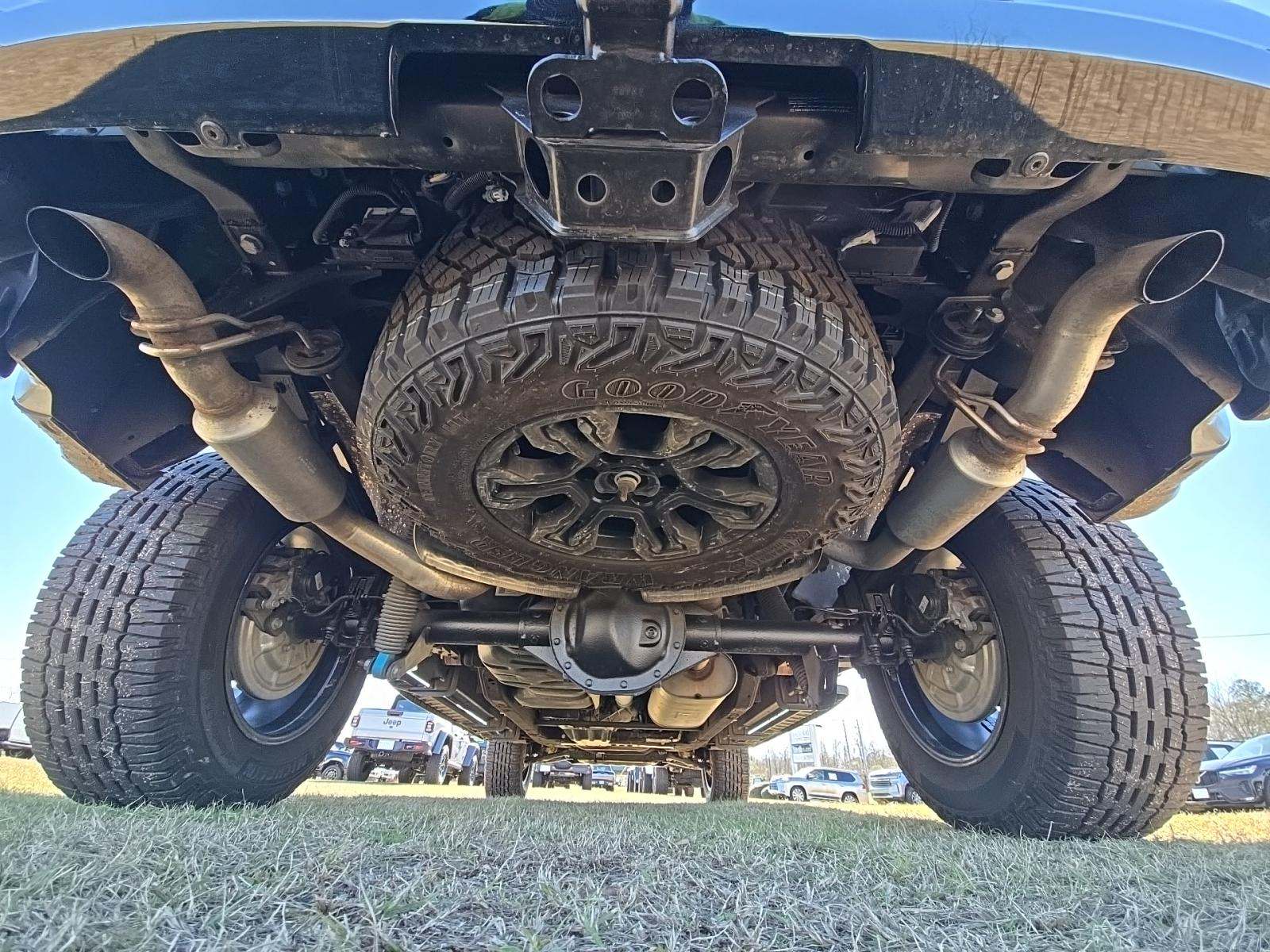 2023 Chevrolet Silverado 1500 ZR2 AWD