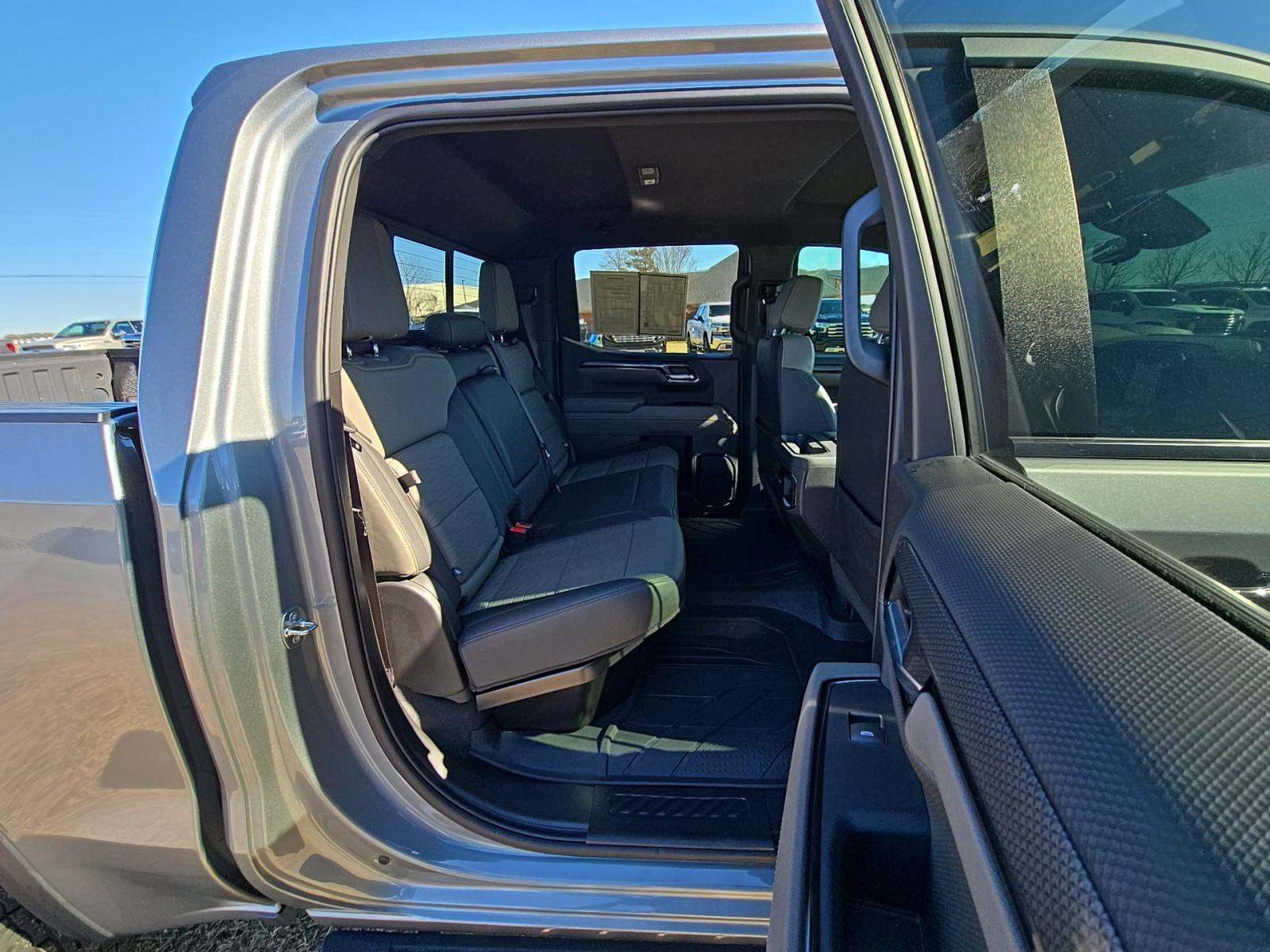 2023 Chevrolet Silverado 1500 ZR2 AWD