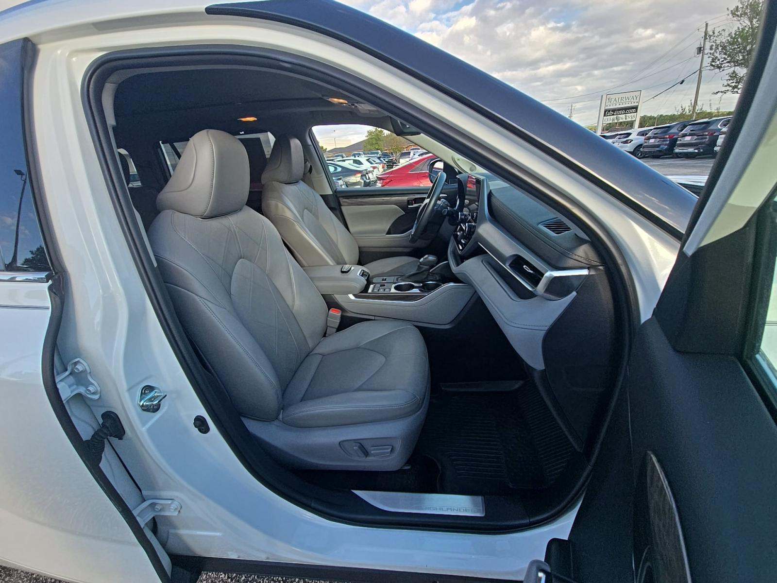 2023 Toyota Highlander Platinum FWD