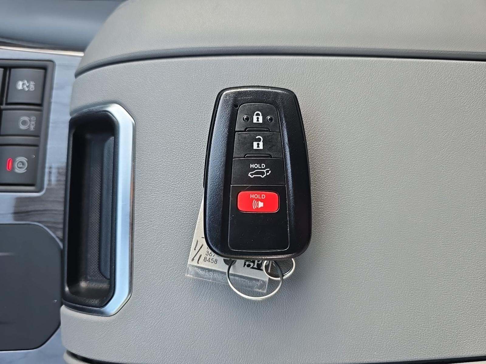 2023 Toyota Highlander Platinum FWD