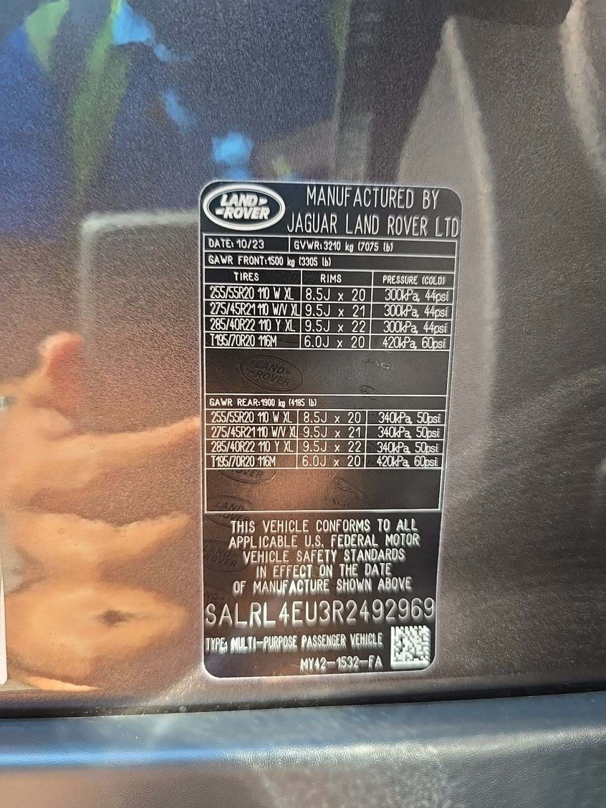 2024 Land Rover Discovery Dynamic SE AWD