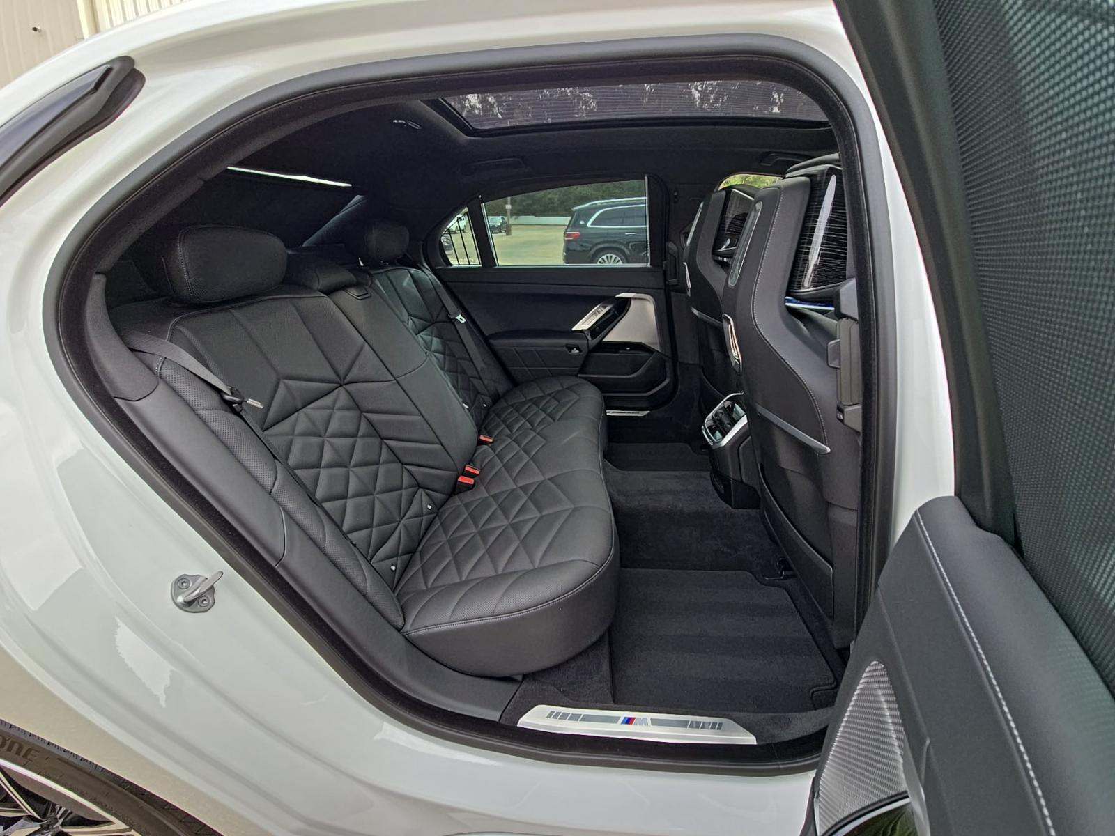 2023 BMW 7 Series 740i RWD