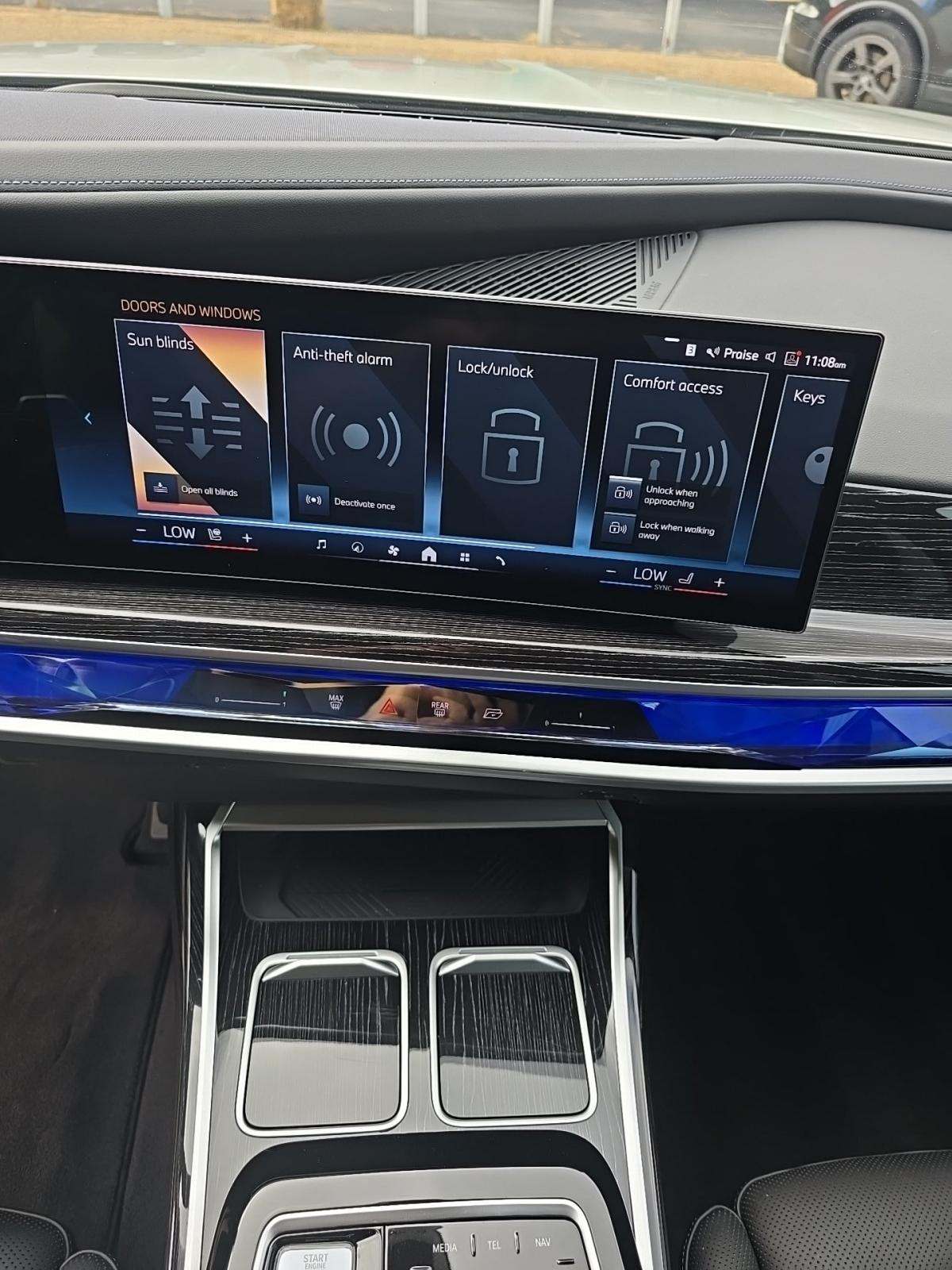 2023 BMW 7 Series 740i RWD