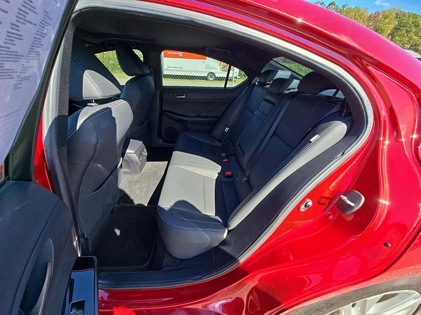 2023 Lexus IS IS 300 RWD