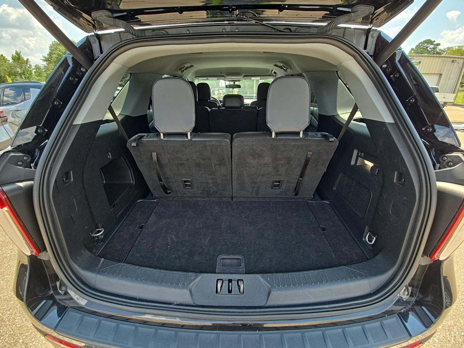 2024 Ford Explorer XLT RWD