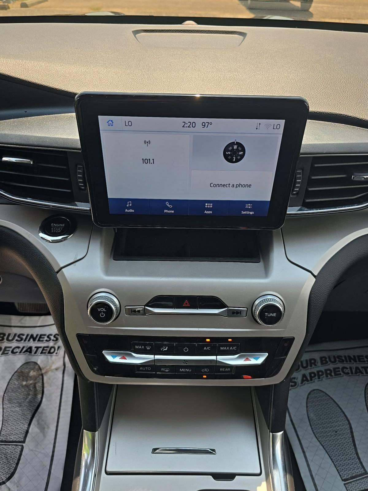 2024 Ford Explorer XLT RWD