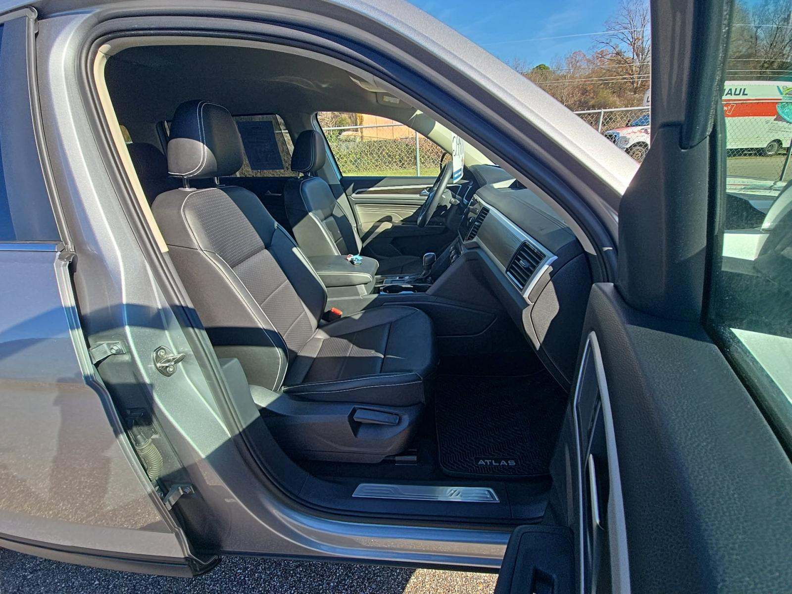 2023 Volkswagen Atlas 3.6L SE FWD