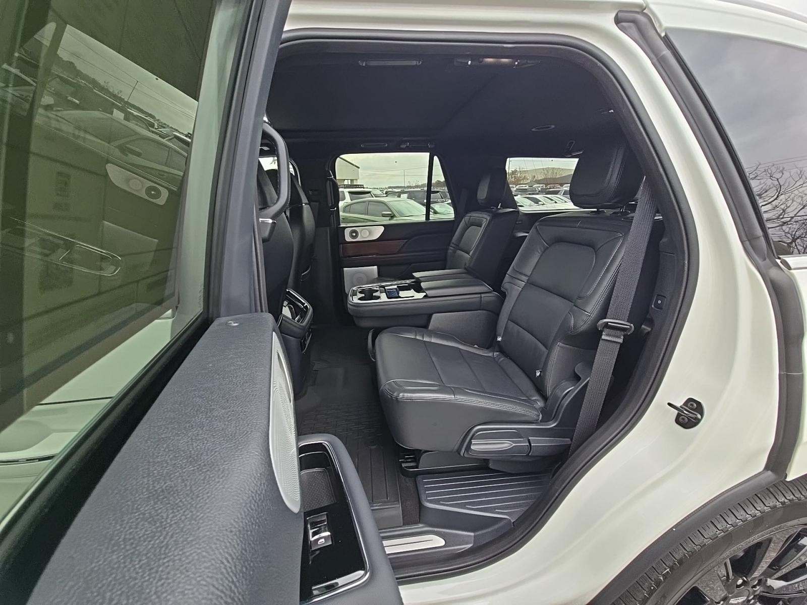 2023 Lincoln Navigator Reserve AWD