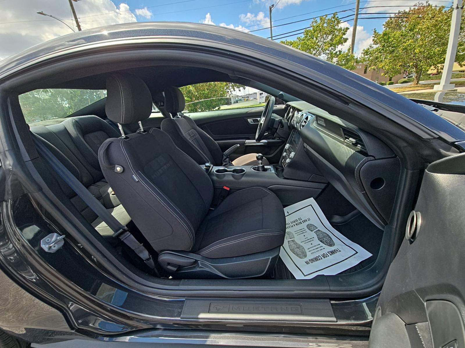 2023 Ford Mustang EcoBoost RWD