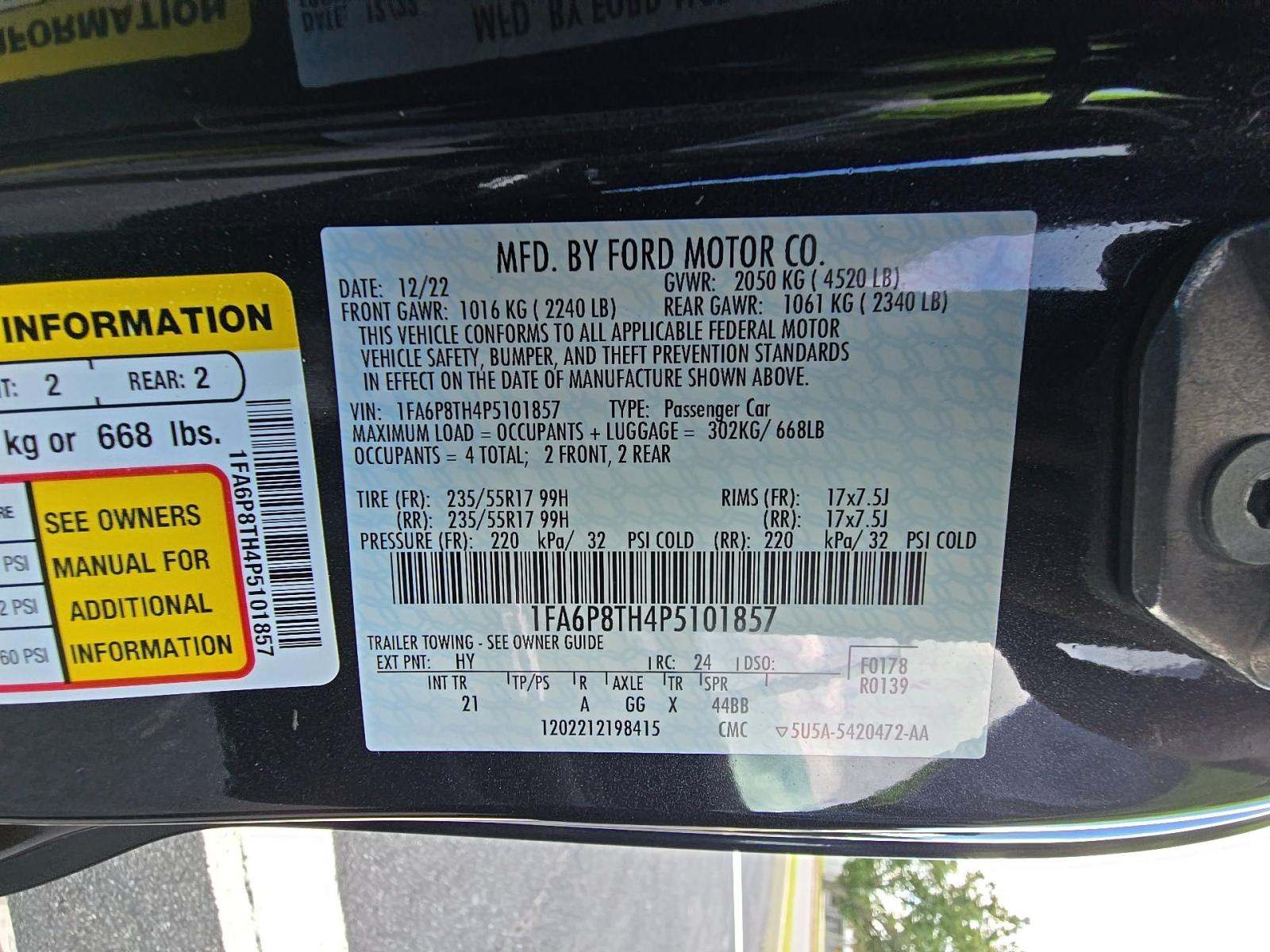 2023 Ford Mustang EcoBoost RWD