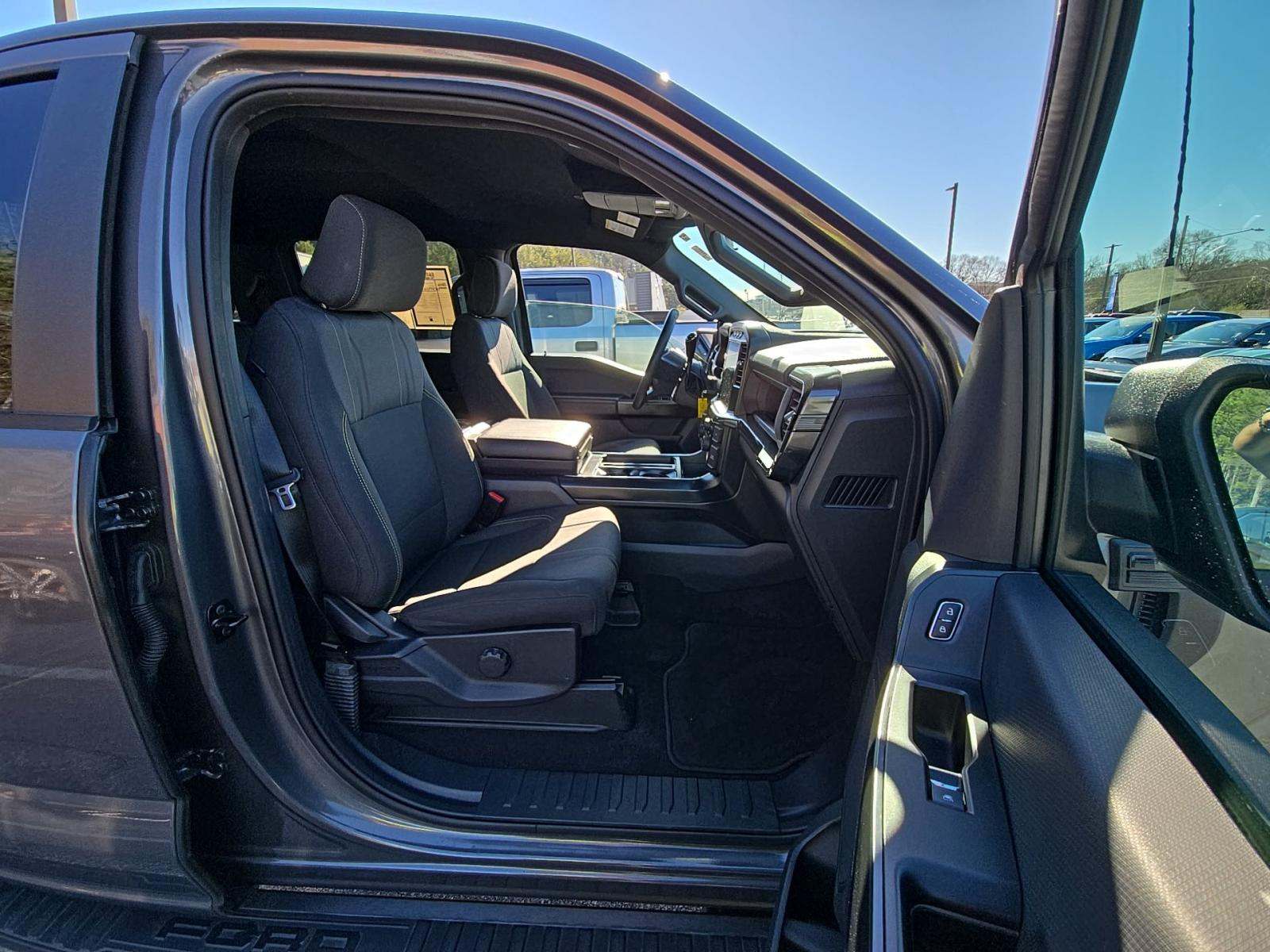 2024 Ford F-150 STX AWD