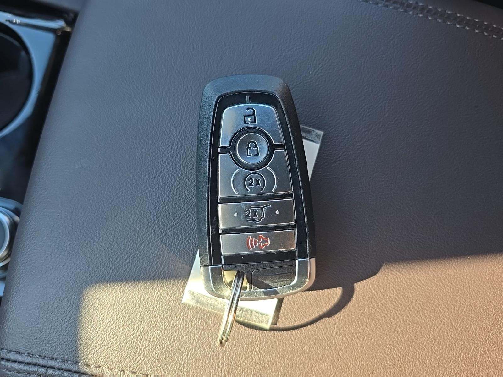 2025 Ford Explorer Platinum RWD