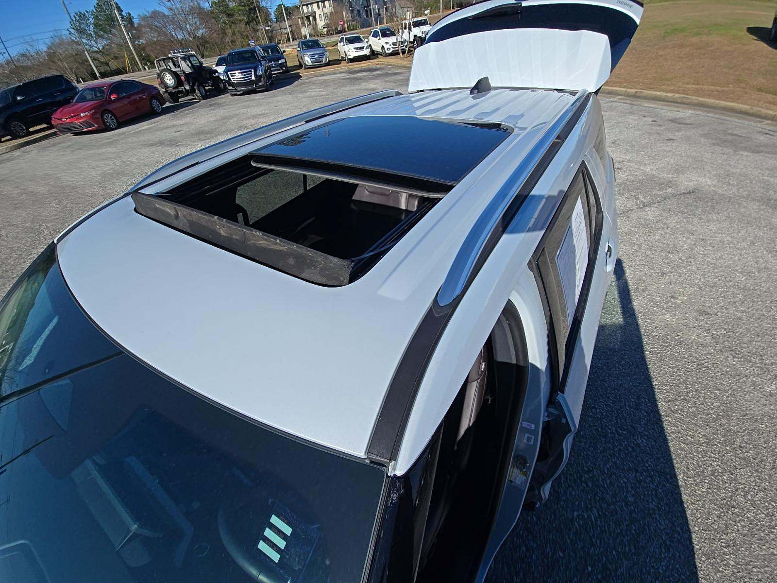 2025 Ford Explorer Platinum RWD