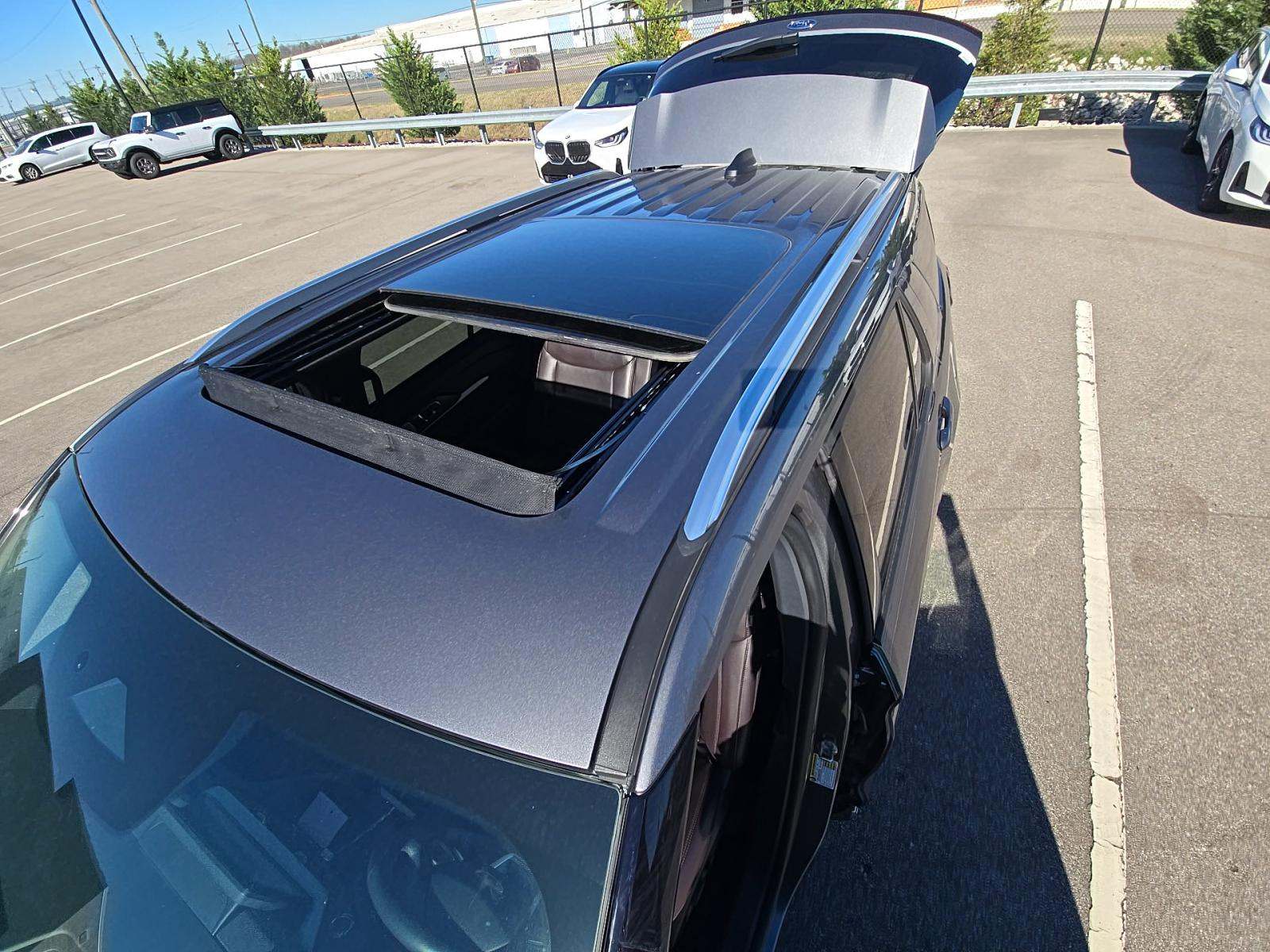 2025 Ford Explorer Platinum RWD