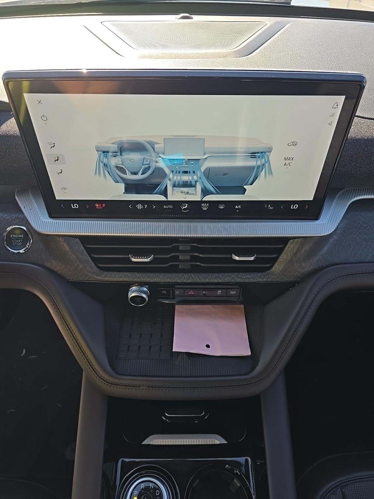 2025 Ford Explorer Platinum RWD