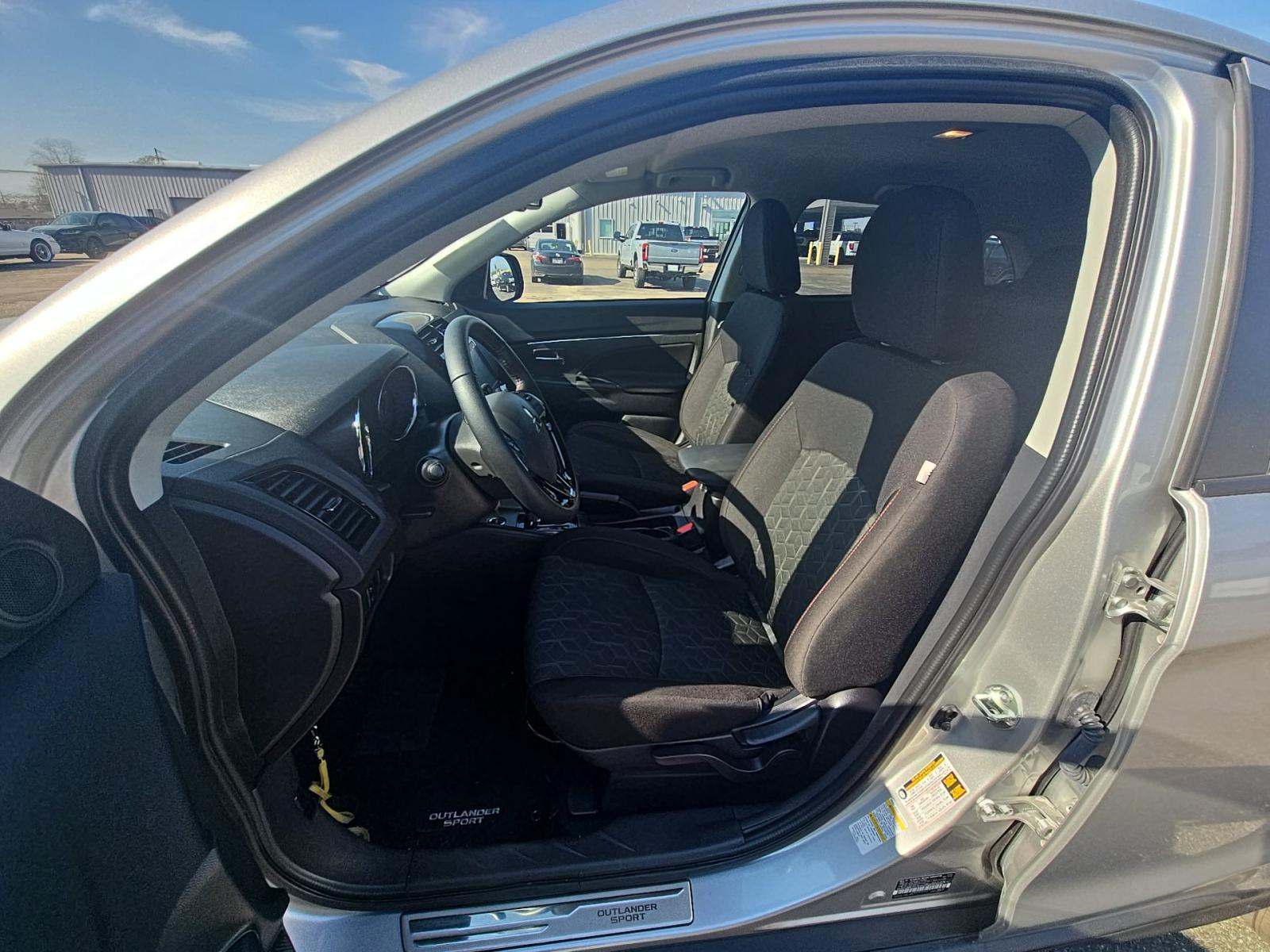 2024 Mitsubishi Outlander Sport 2.0 LE AWD