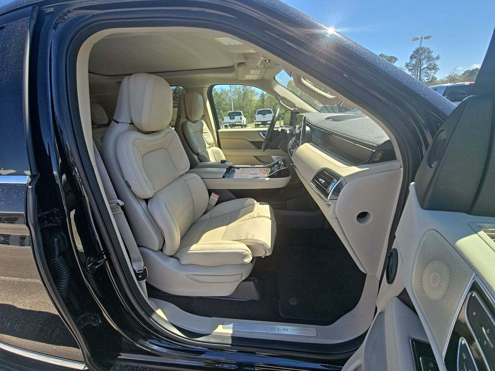 2021 Lincoln Navigator Reserve RWD