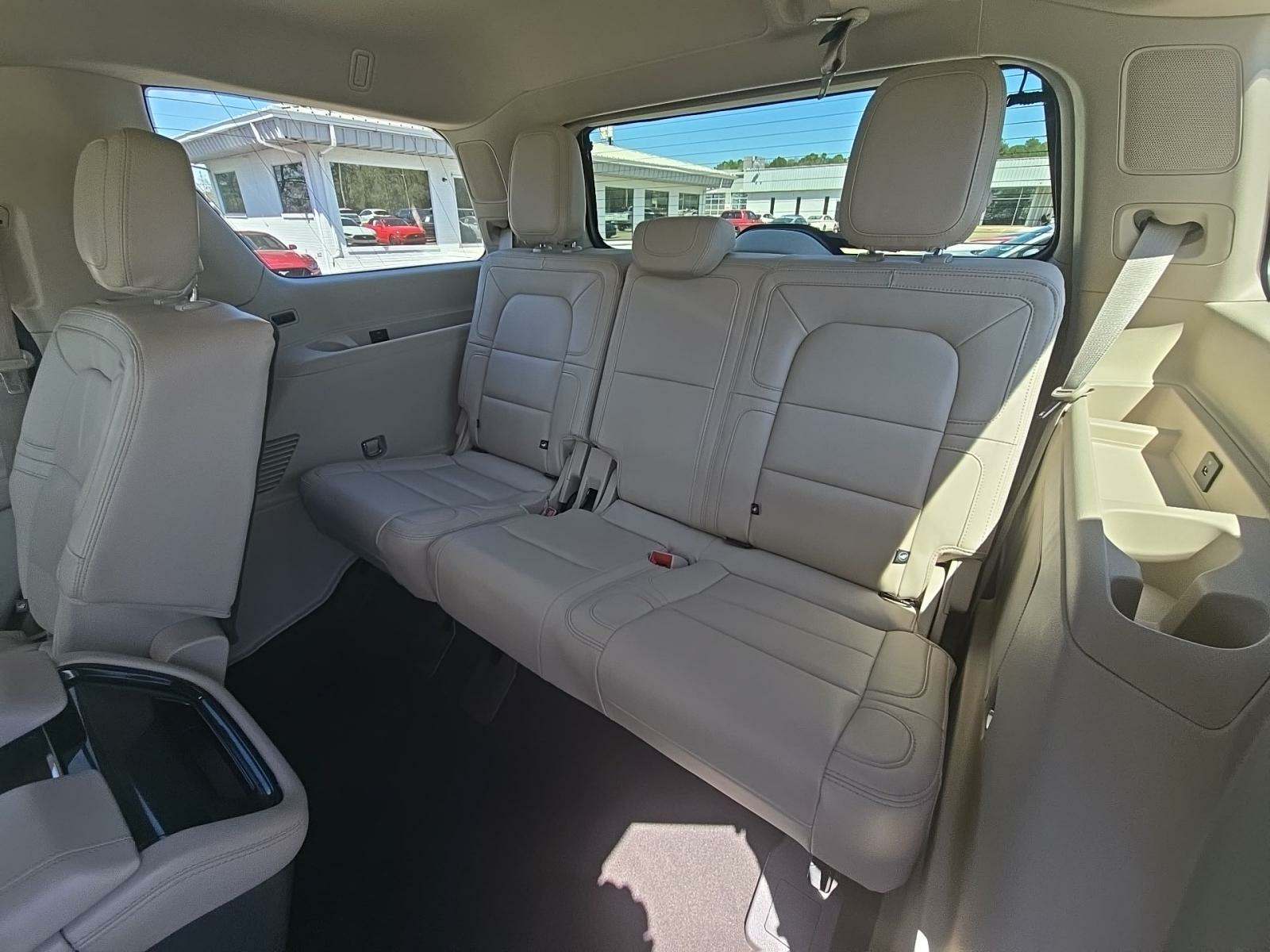 2021 Lincoln Navigator Reserve RWD