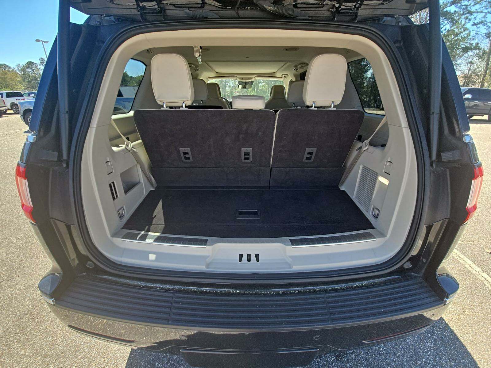 2021 Lincoln Navigator Reserve RWD