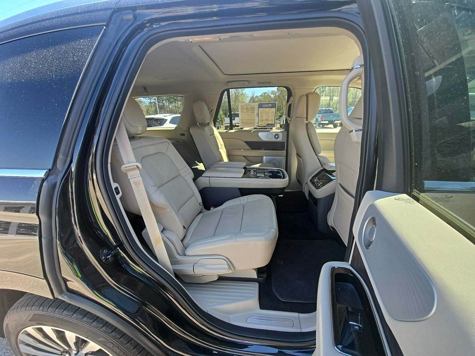 2021 Lincoln Navigator Reserve RWD