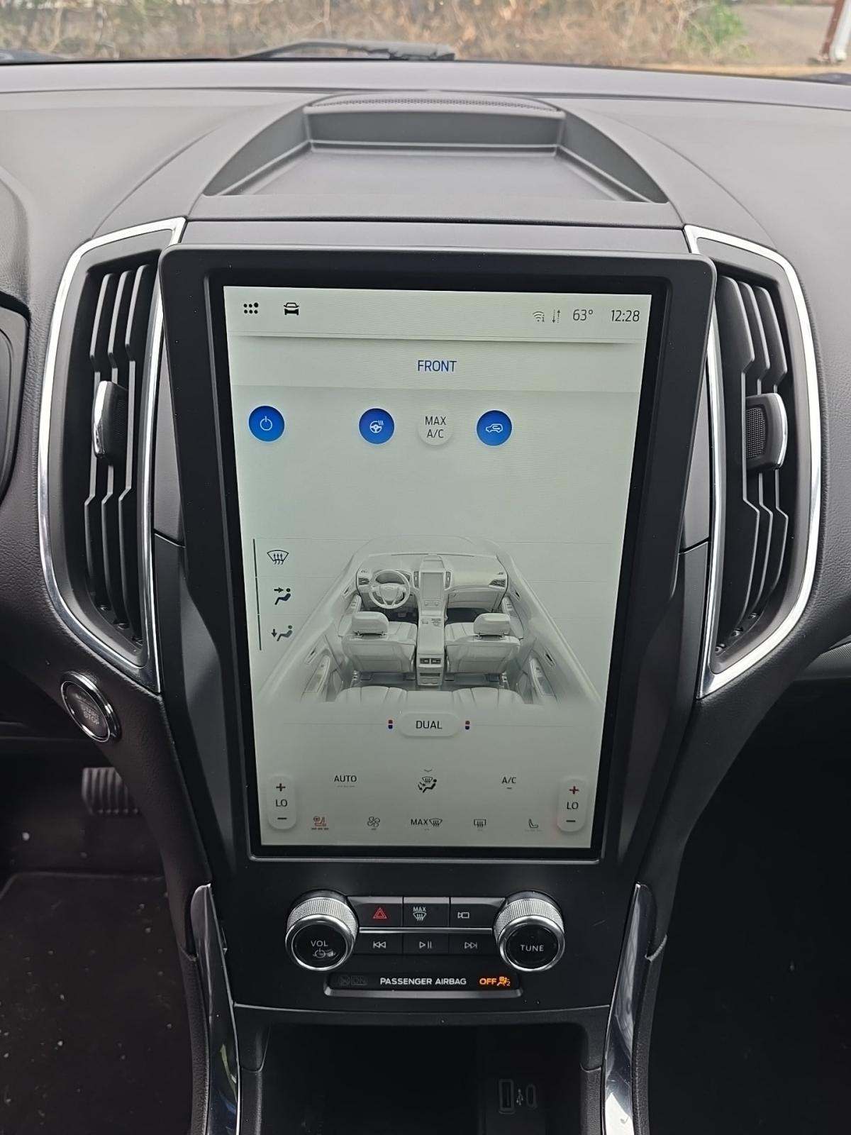 2024 Ford Edge Titanium AWD