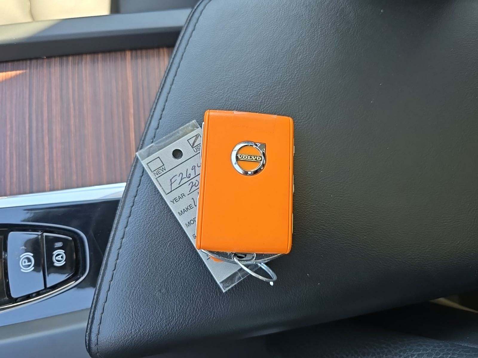 2023 Volvo XC60 B5 Plus AWD