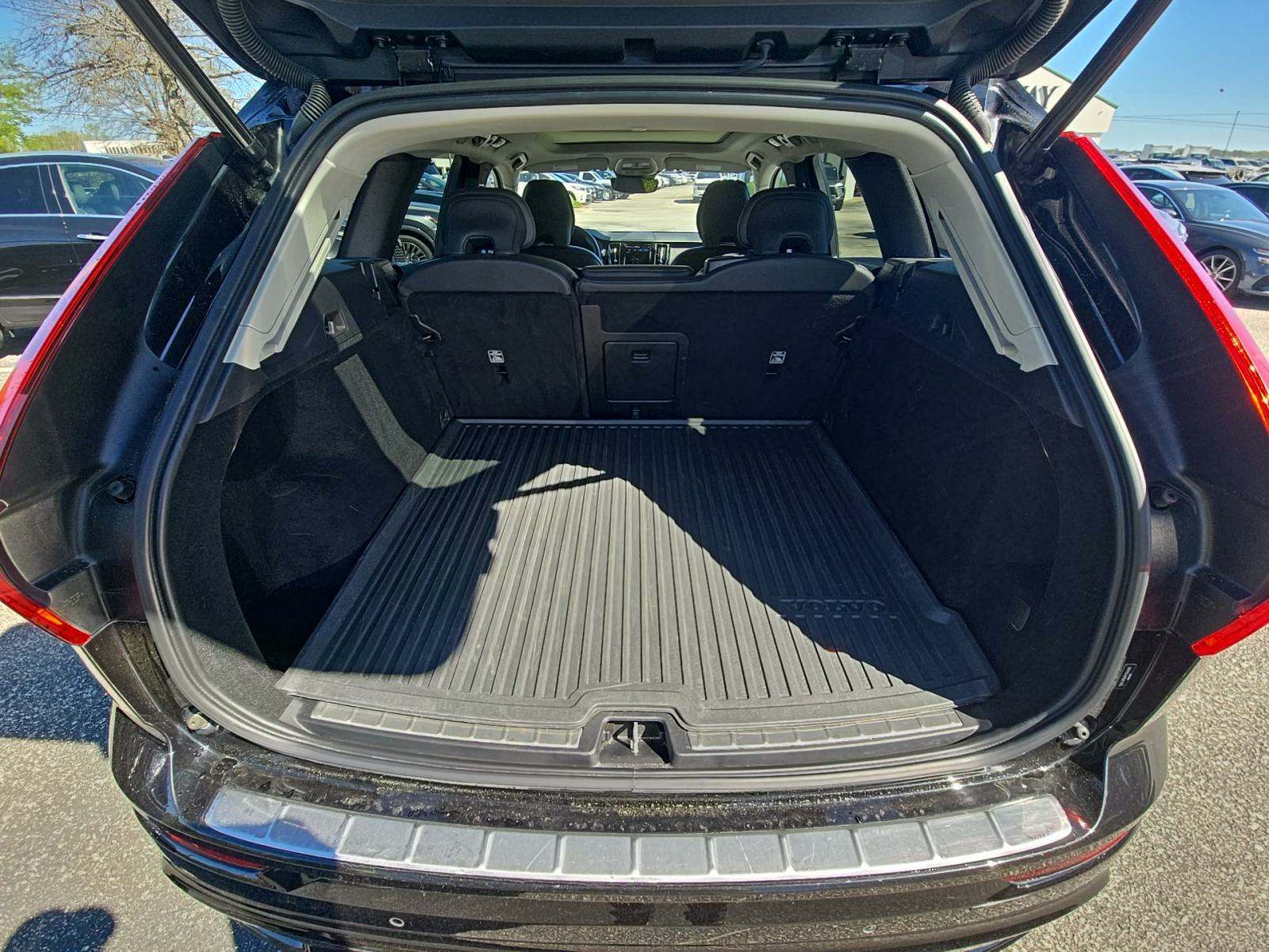 2023 Volvo XC60 B5 Plus AWD