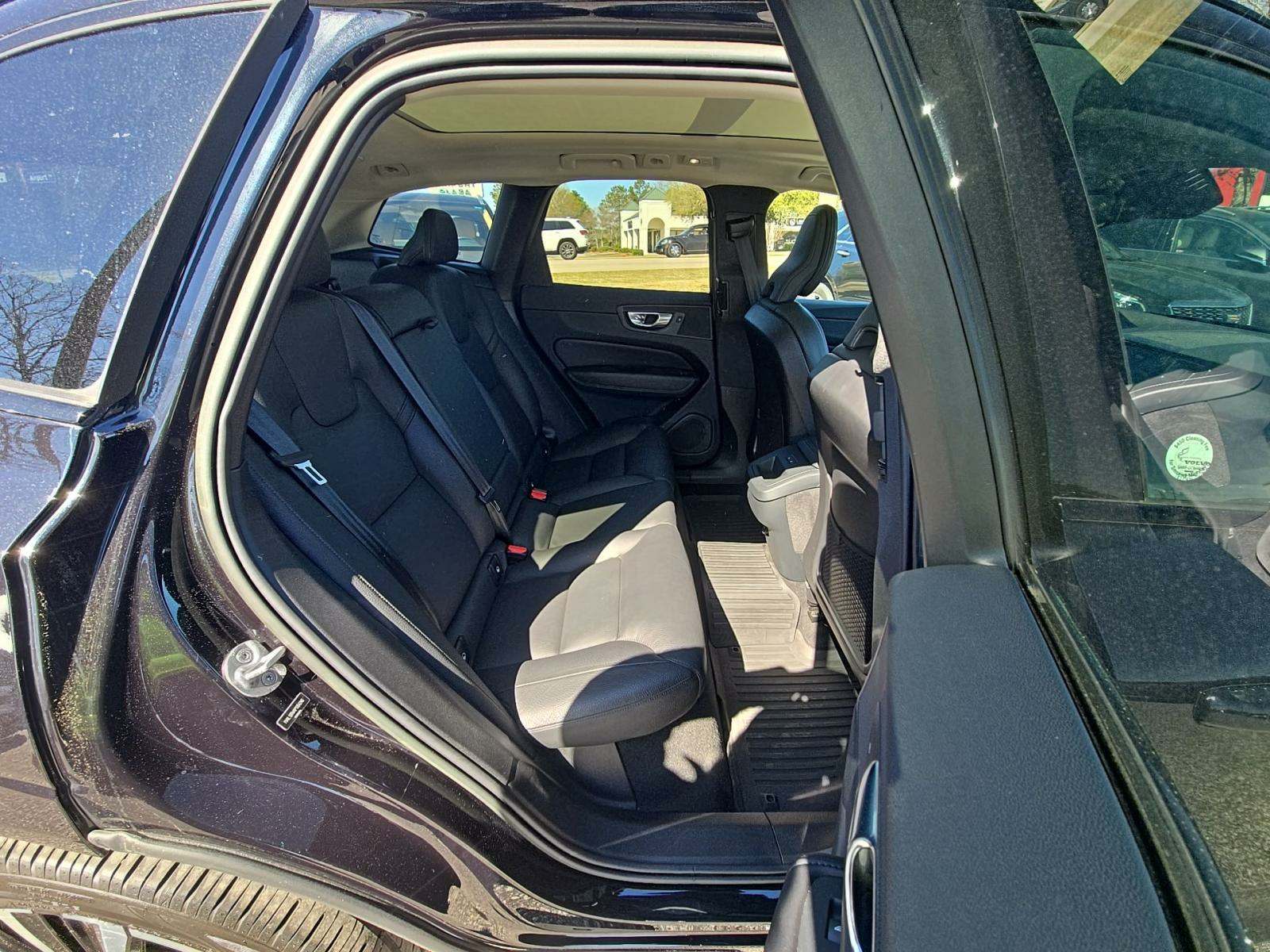 2023 Volvo XC60 B5 Plus AWD