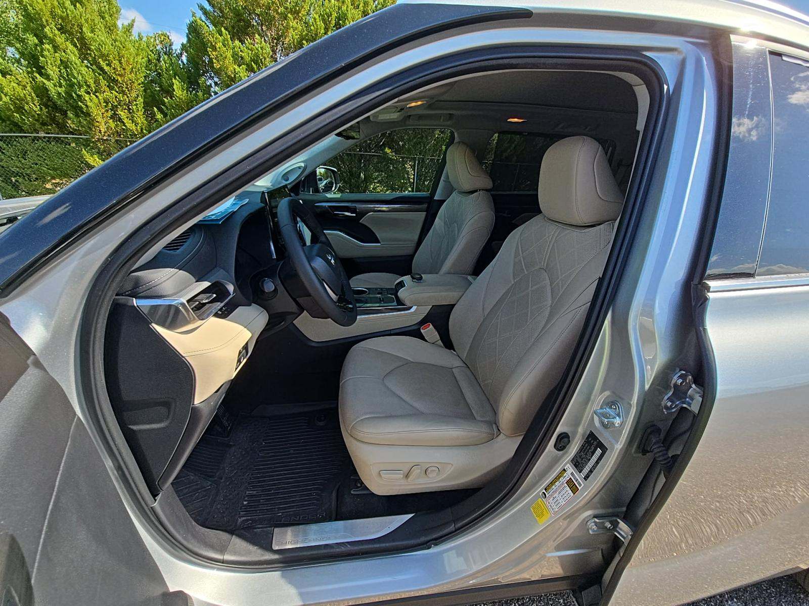 2024 Toyota Highlander Platinum FWD