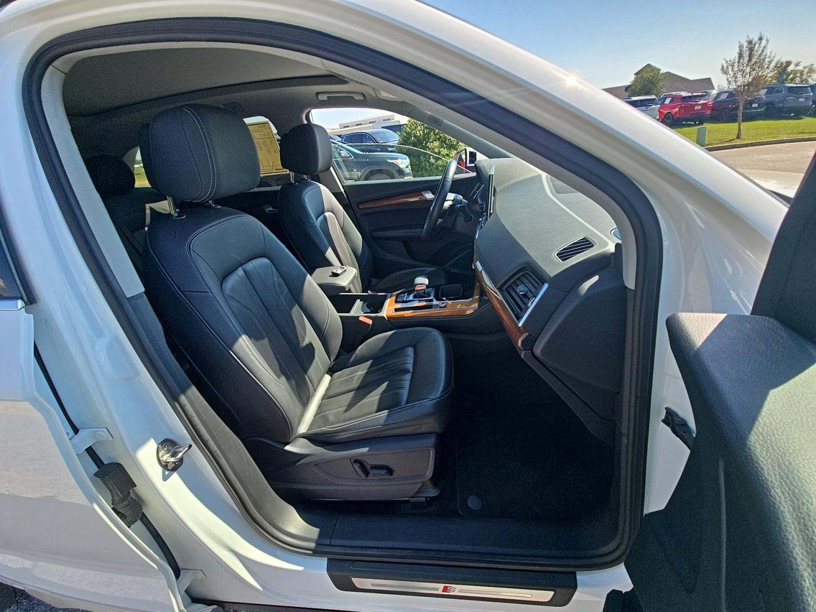 2023 Audi Q5 S line Premium Plus AWD