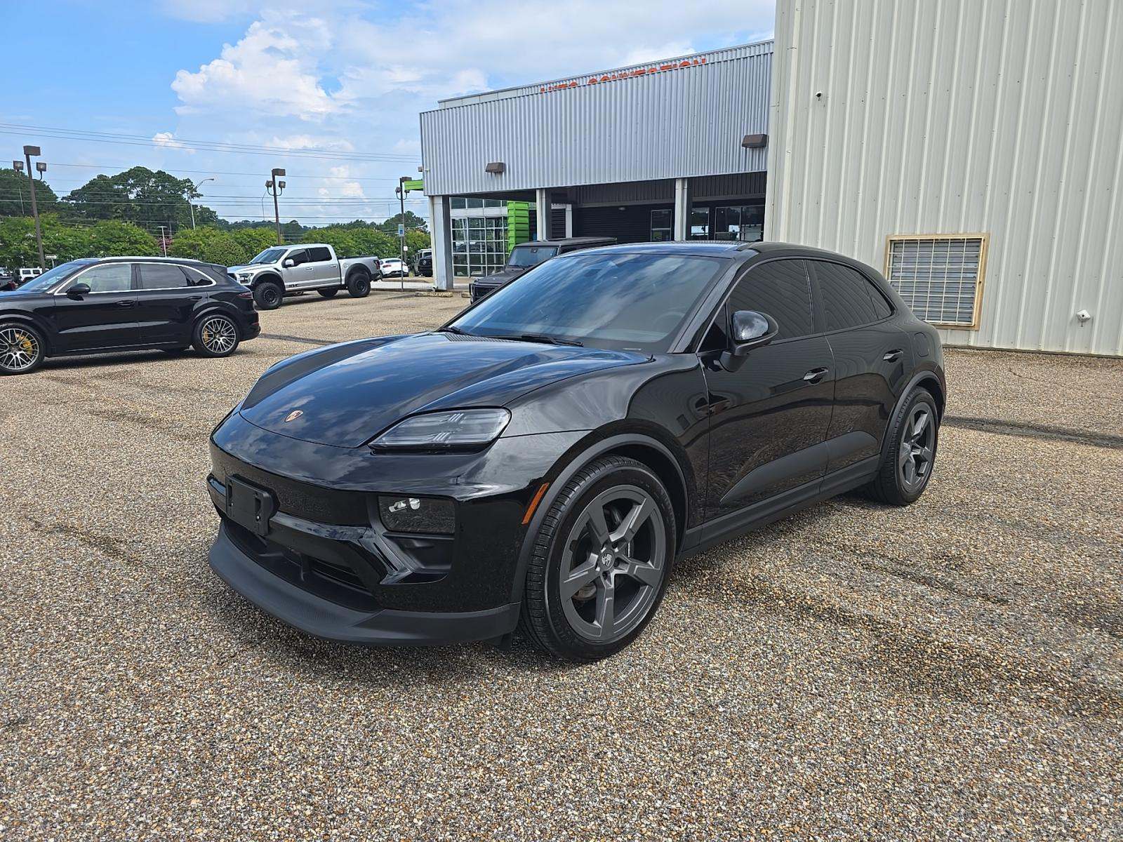 2024 Porsche Macan 4 Electric