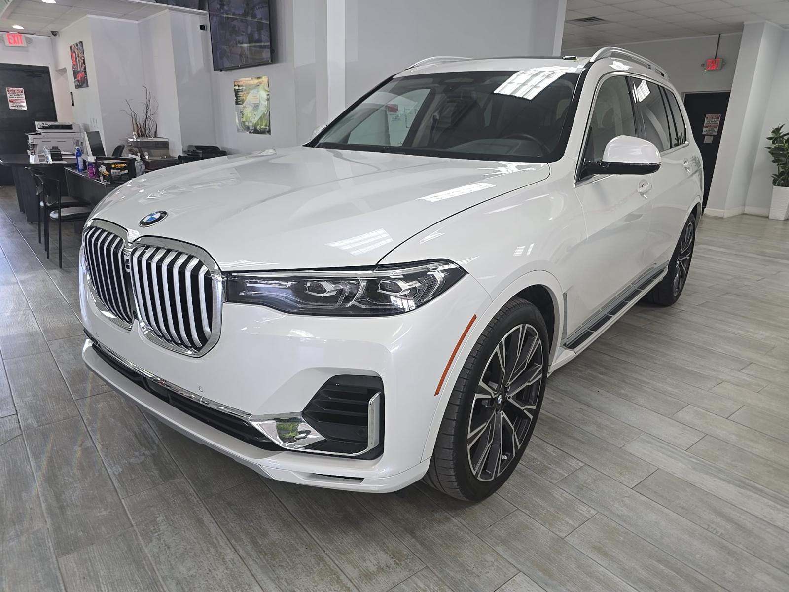 2020 BMW X7 xDrive40i AWD