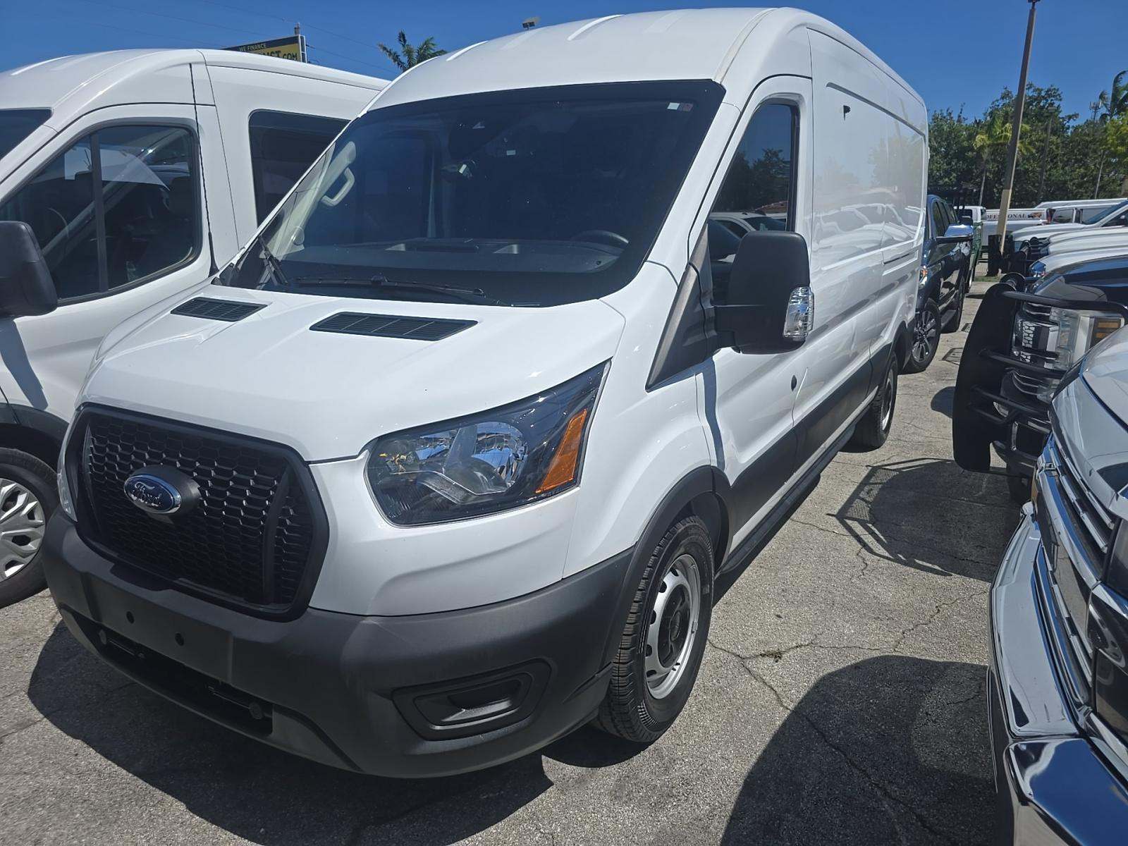 FORD TRANSIT 250 - 1