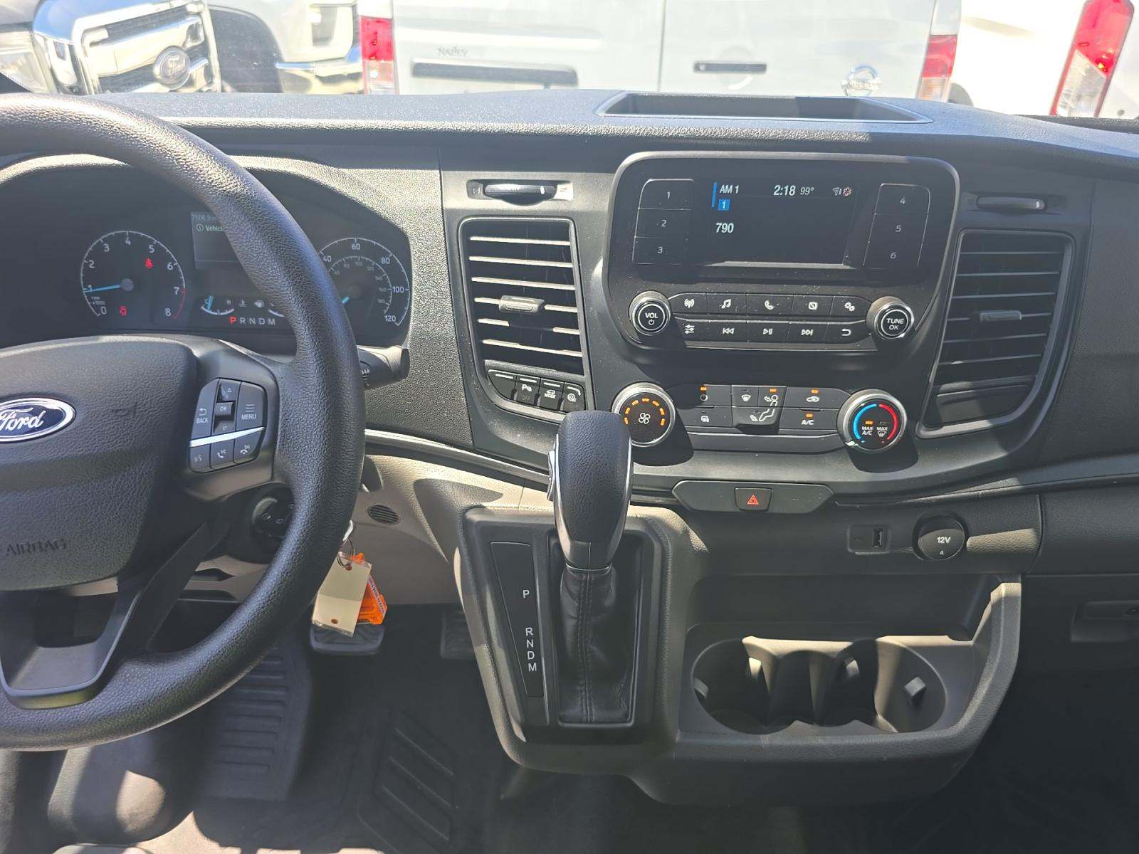 FORD TRANSIT 250 - 10