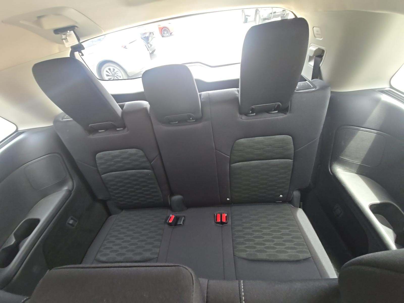 2026 Nissan Pathfinder SV FWD