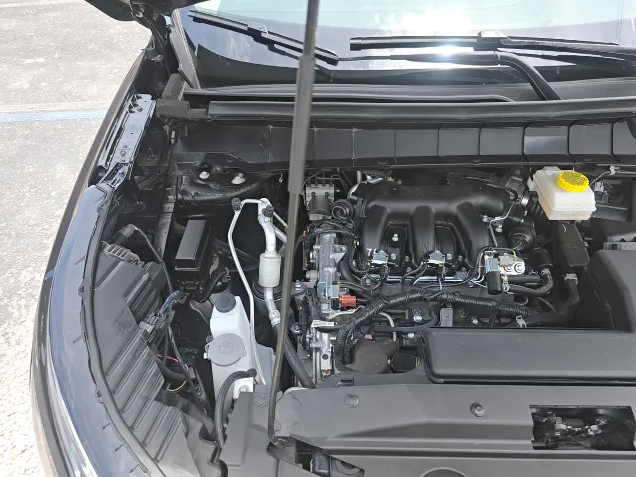2026 Nissan Pathfinder SV FWD