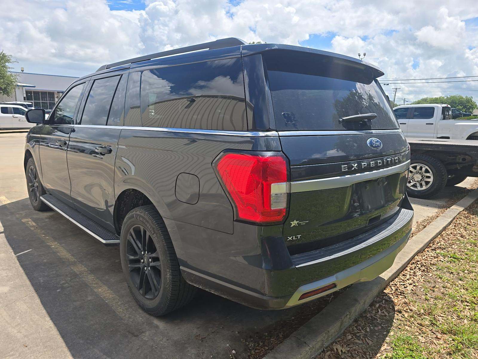 FORD EXPEDITION MAX - 2