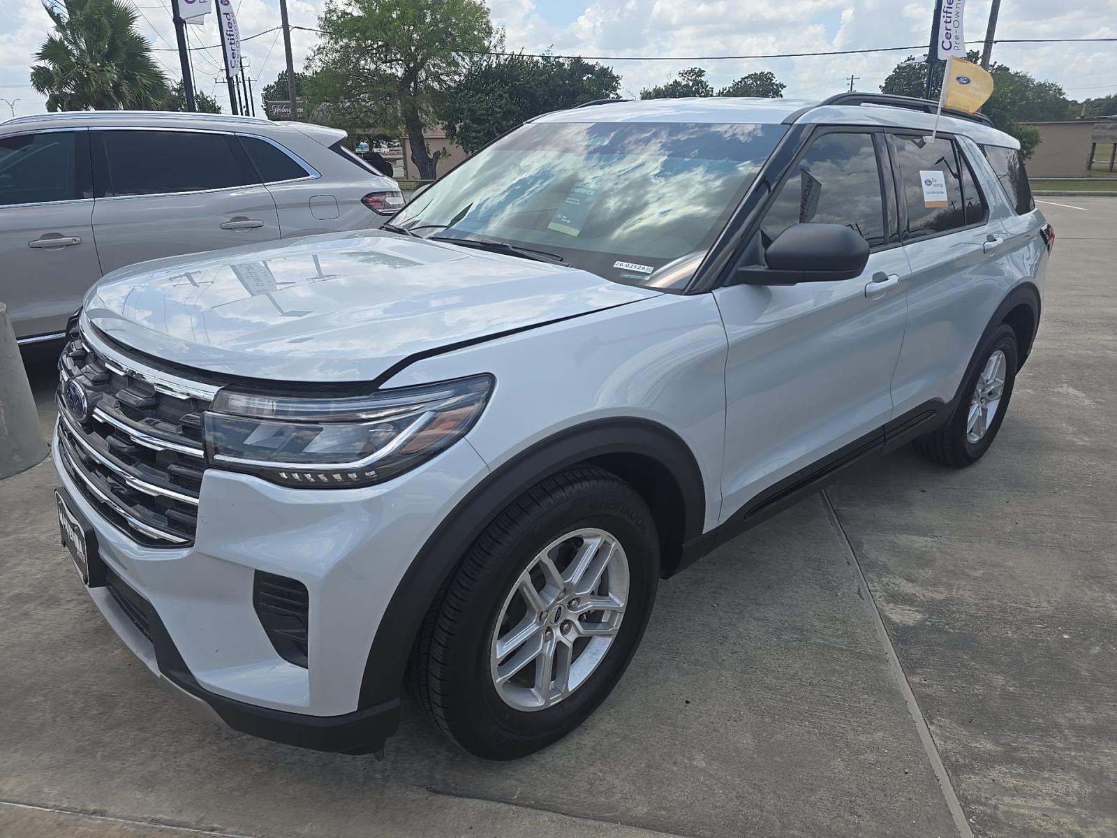 2026 Ford Explorer Active RWD