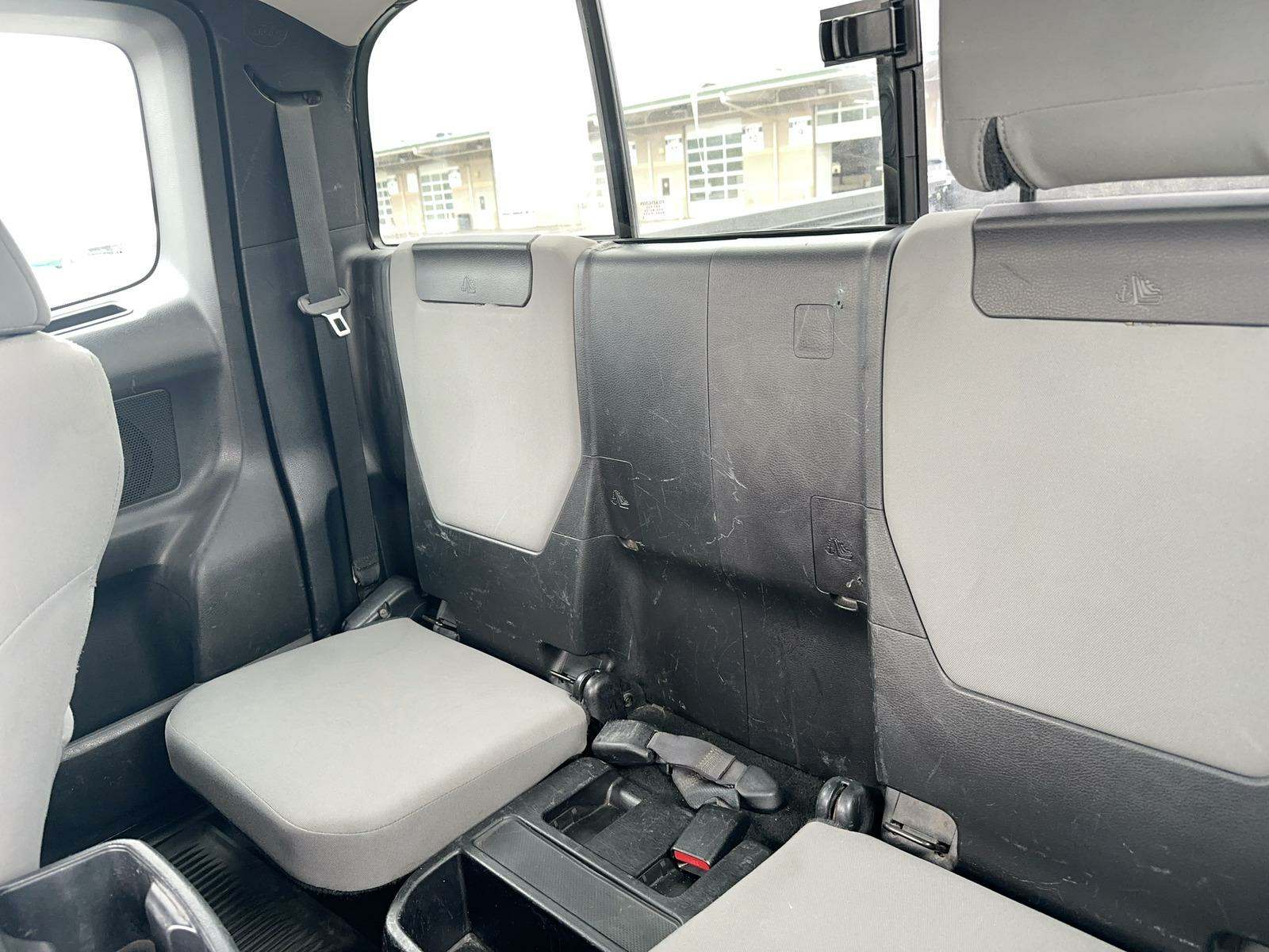 2018 Toyota Tacoma SR RWD