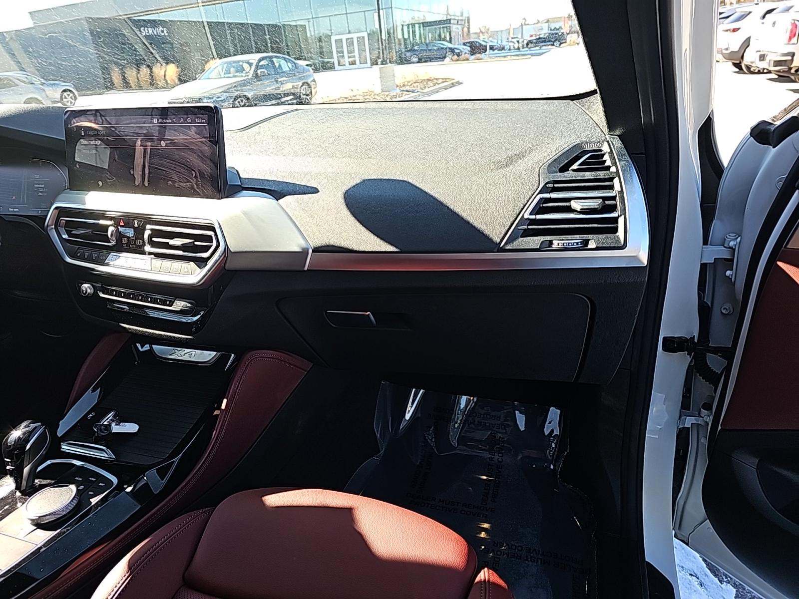 2025 BMW X4 xDrive30i AWD