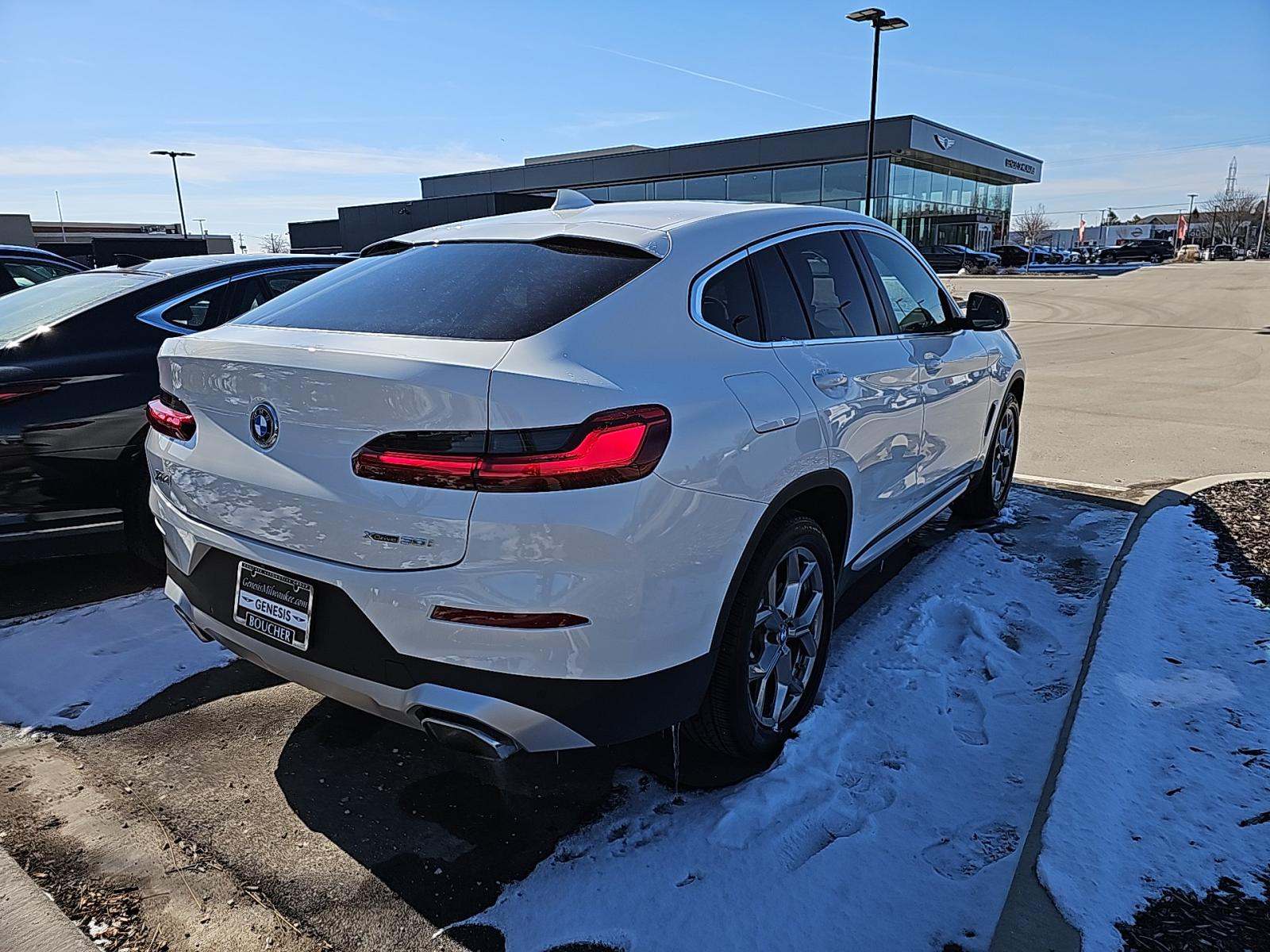 2025 BMW X4 xDrive30i AWD