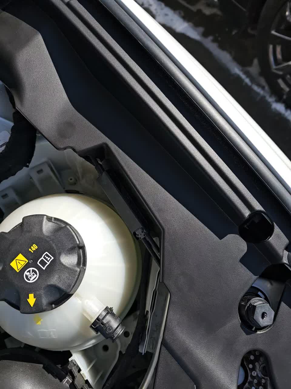 2025 BMW X4 xDrive30i AWD