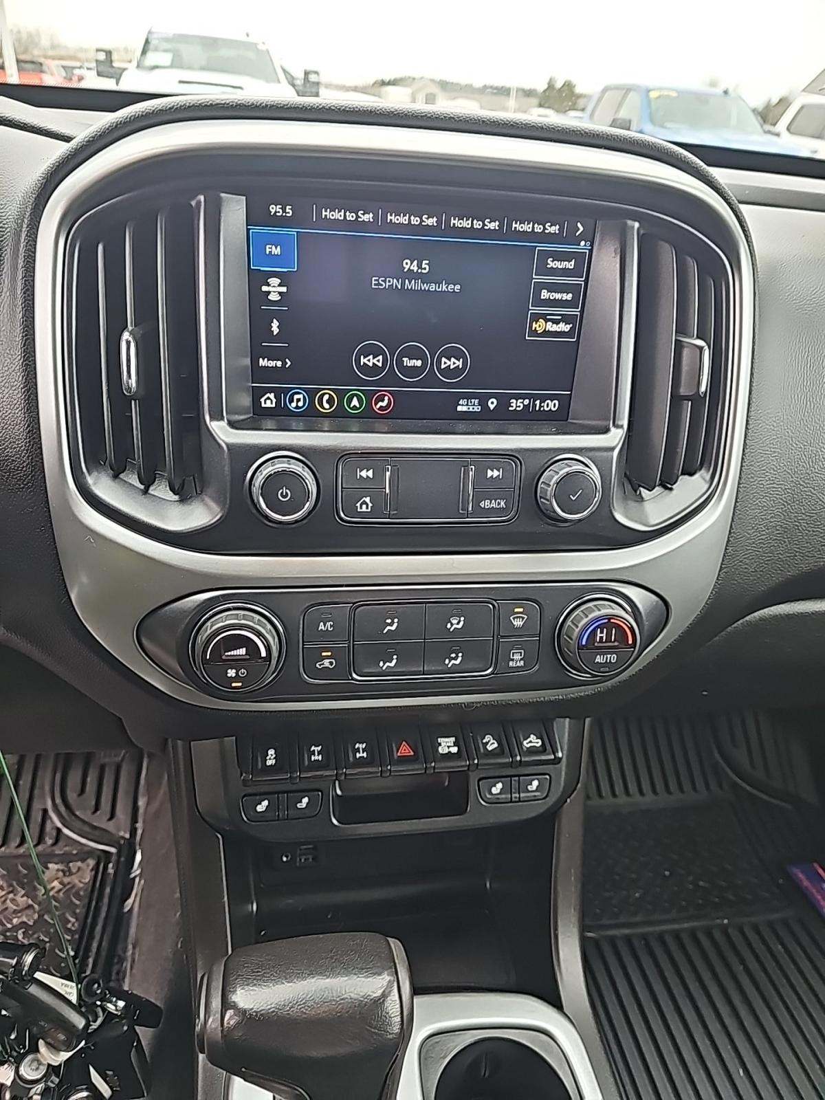 CHEVROLET SILVERADO - 10