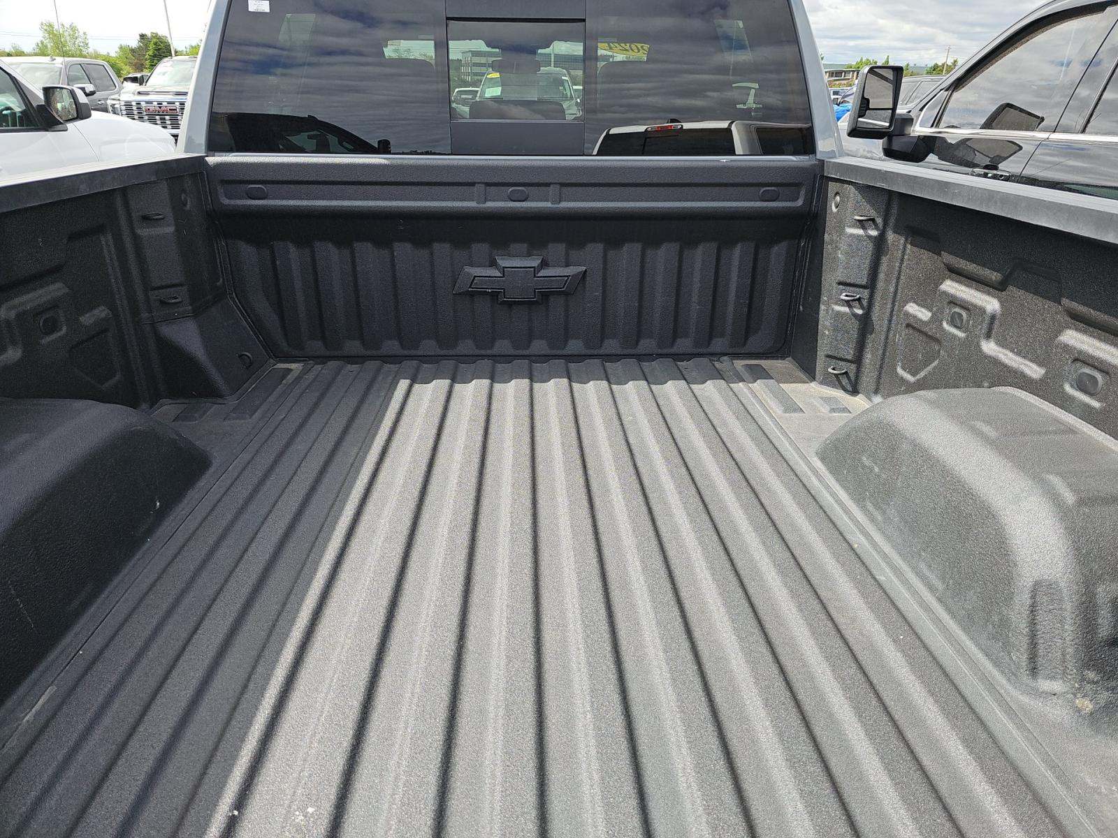 2024 Chevrolet Silverado 1500 RST AWD