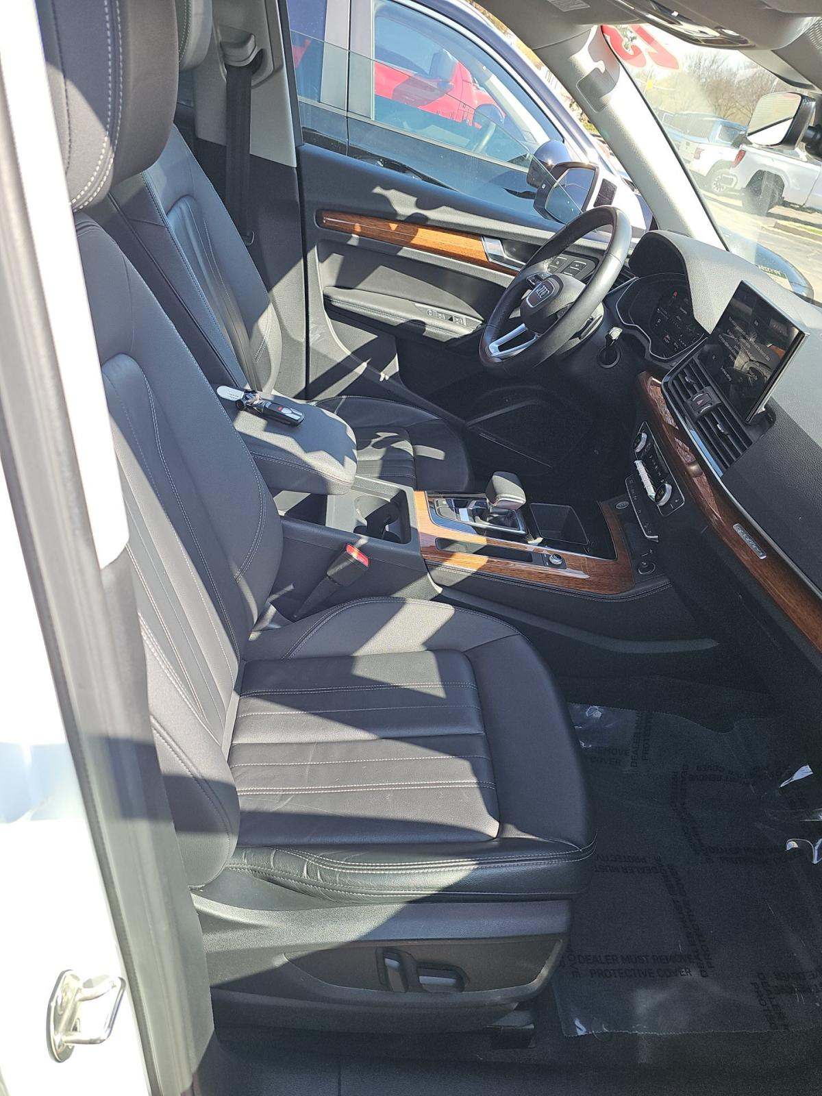 2023 Audi Q5 S line Premium Plus AWD