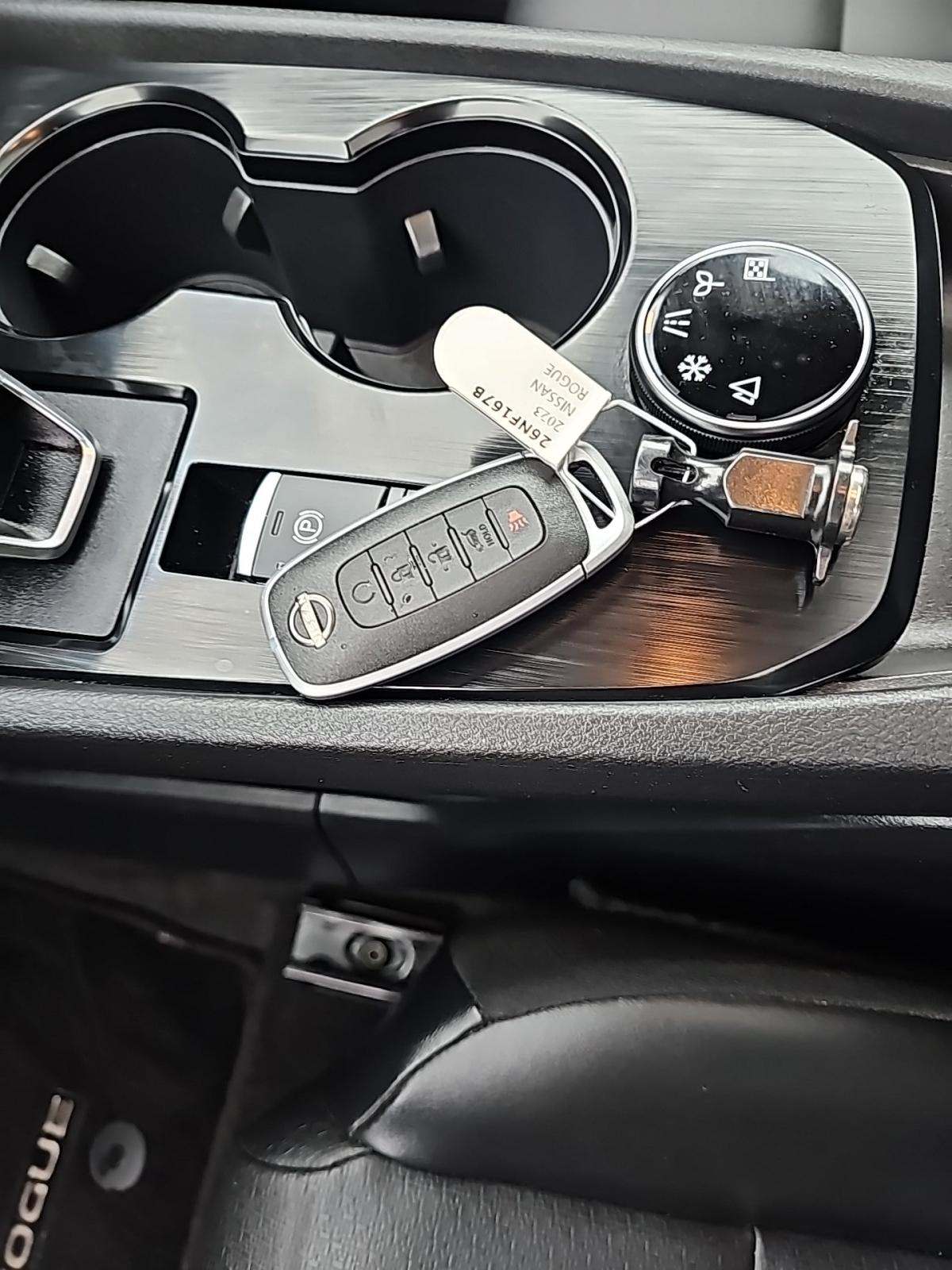 2023 Nissan Rogue SV AWD