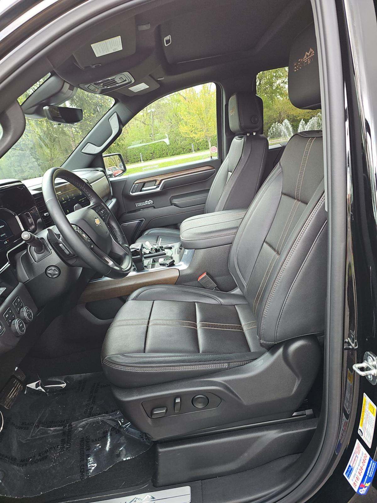 2024 Chevrolet Silverado 1500 High Country AWD