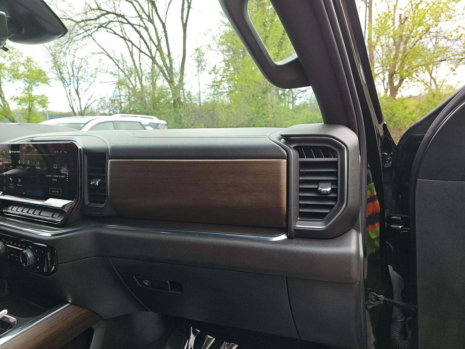 2024 Chevrolet Silverado 1500 High Country AWD