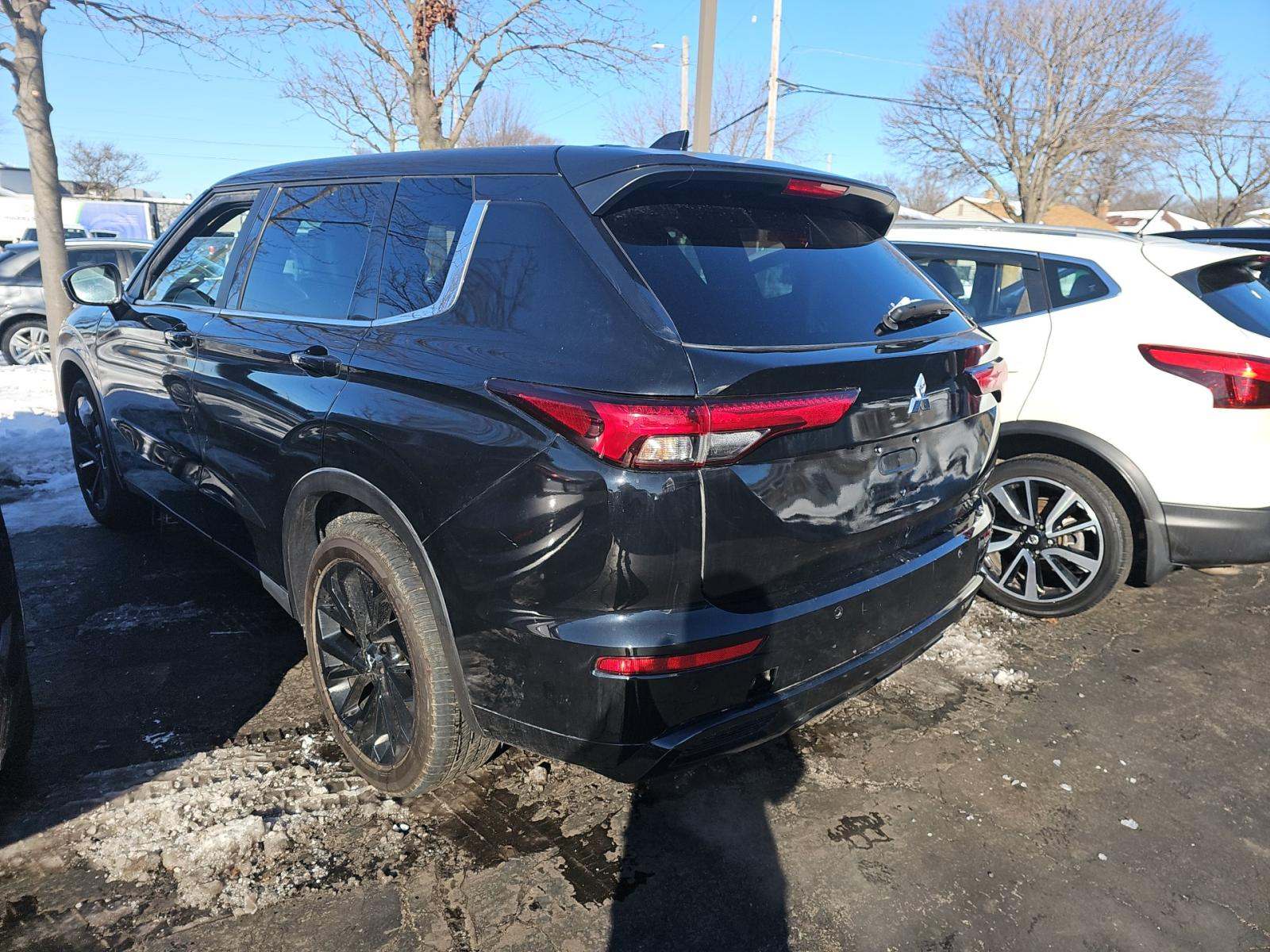 2023 Mitsubishi Outlander SE AWD