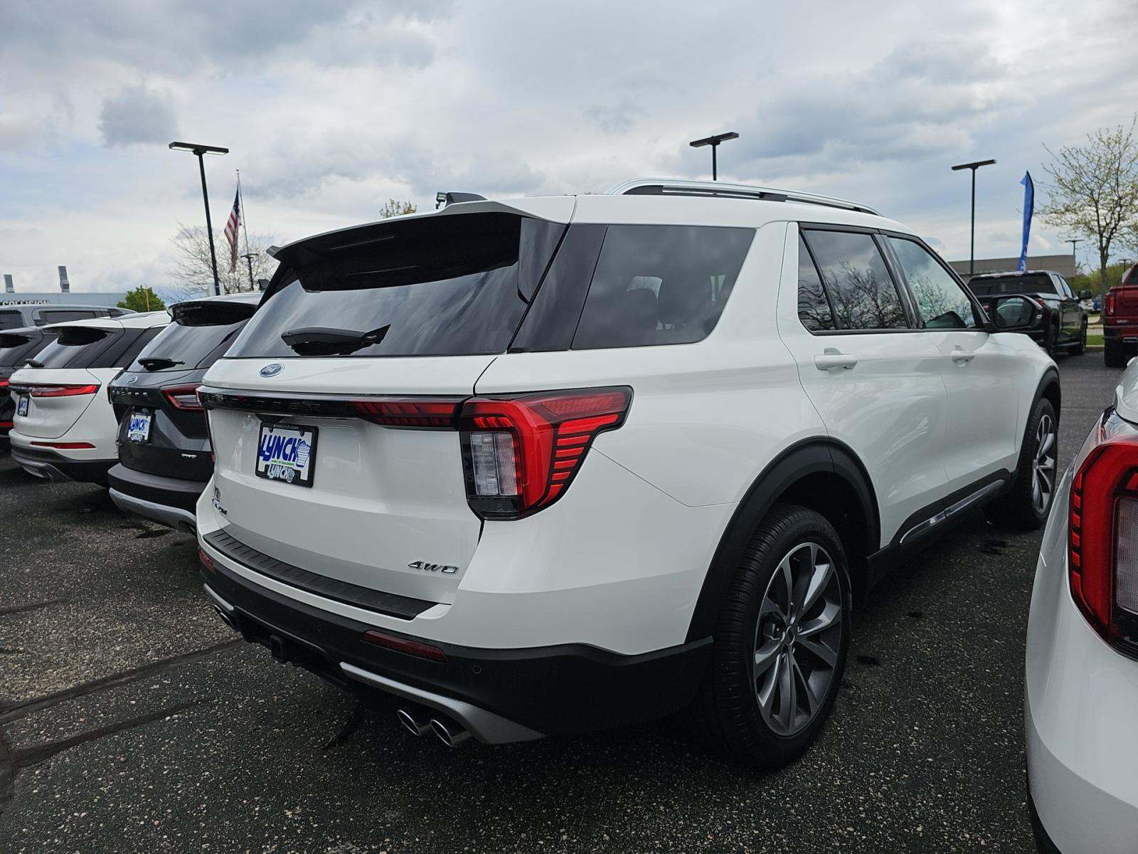 2025 Ford Explorer Platinum AWD